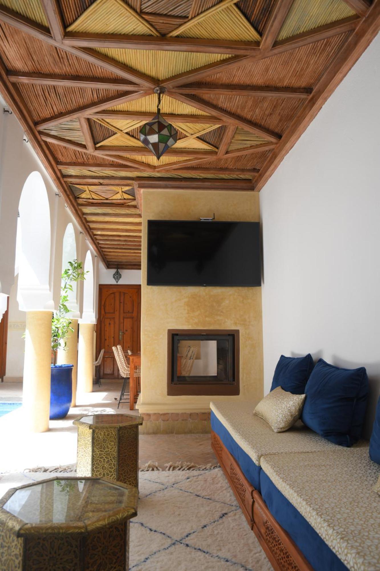 Riad Berenssi Marrakesh Exteriör bild